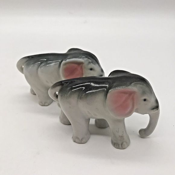 Vintage Pair (2) of Miniature Ceramic Gray & White Elephant Figurines Japan - Picture 3 of 8